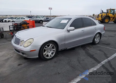 2003 Mercedes-Benz E 500 z USA, uszkodzony, nr VIN WDBUF70J23A140257
